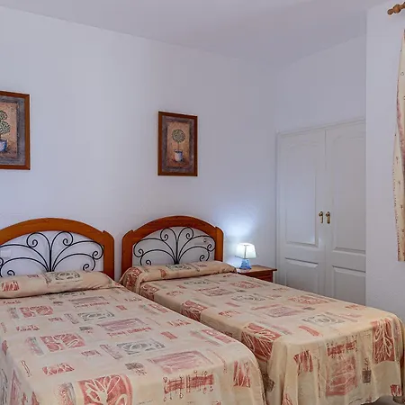 Topacio Unitursa アパート