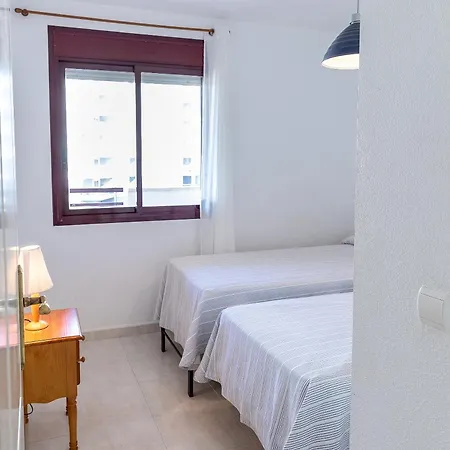 アパート Topacio Unitursa カルプ